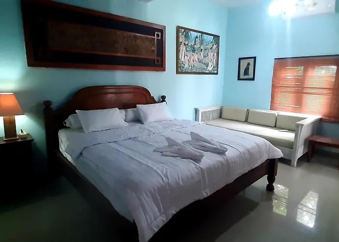 Cantik 4*
